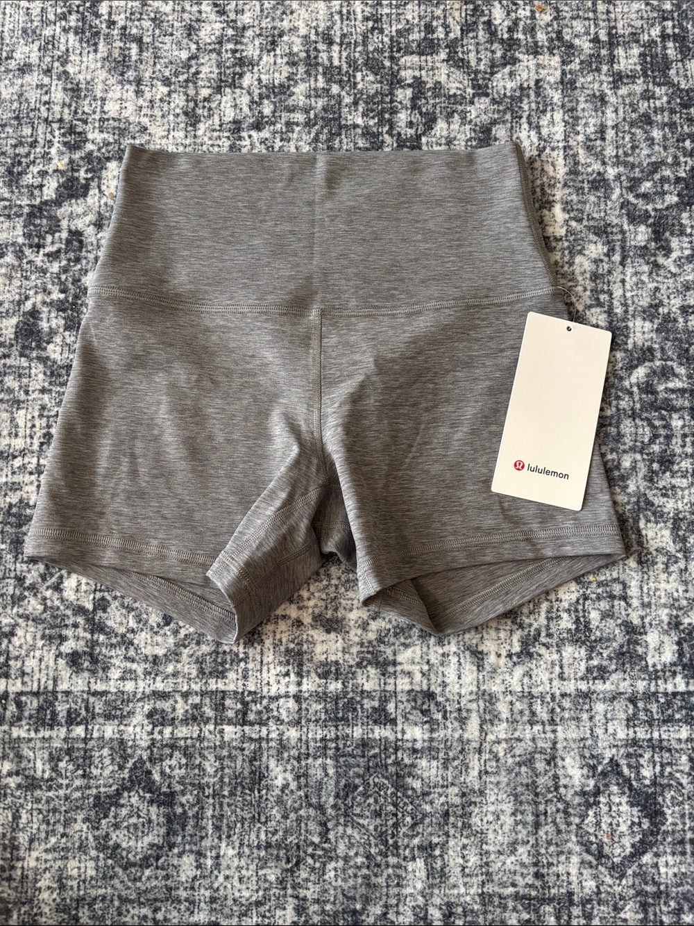 NEW Lululemon Wunder Train HR Short 4”- size 6 - heathered core med grey
